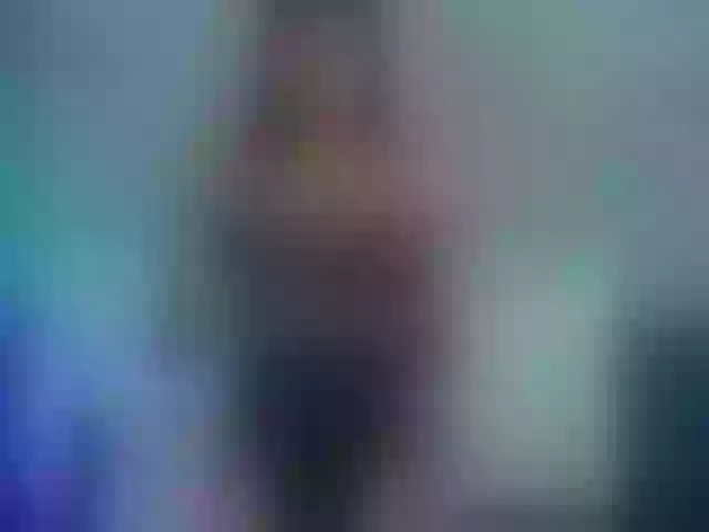 Live sex webcam photo for ElektraQueen #277987304