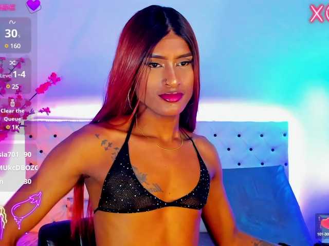 Live sex webcam photo for ElektraQueen #290401737