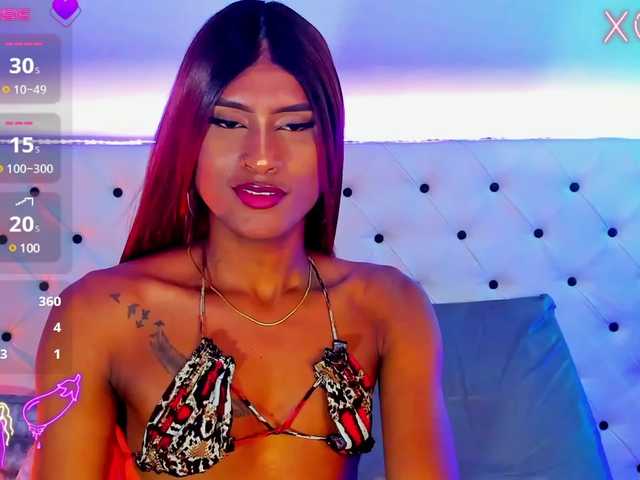 Live sex webcam photo for ElektraQueen #290474297