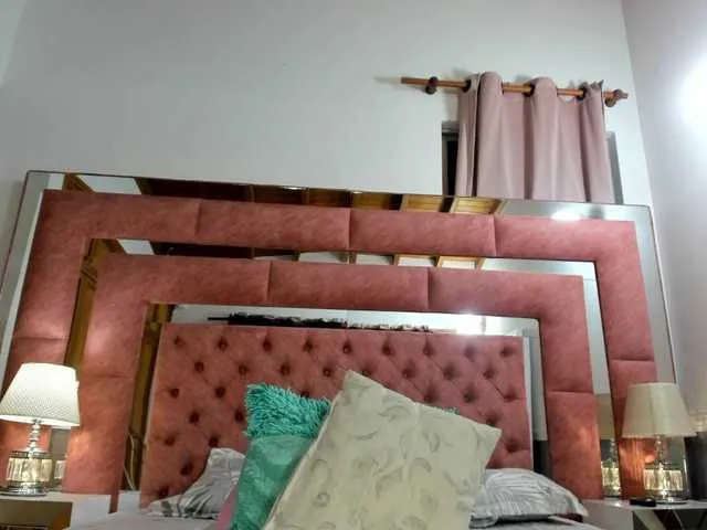 Live sex webcam photo for ElektraTs #291148802