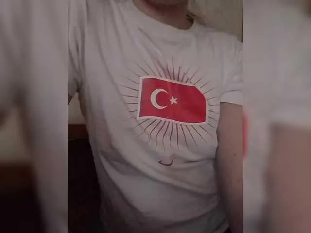 Live sex webcam photo for Elena19962 #290738523