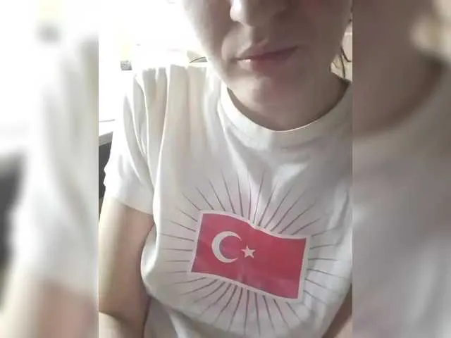 Live sex webcam photo for Elena19962 #290740155