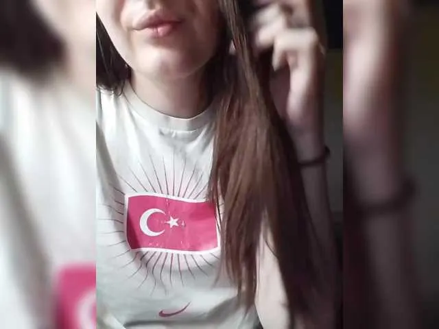 Live sex webcam photo for Elena19962 #291030792