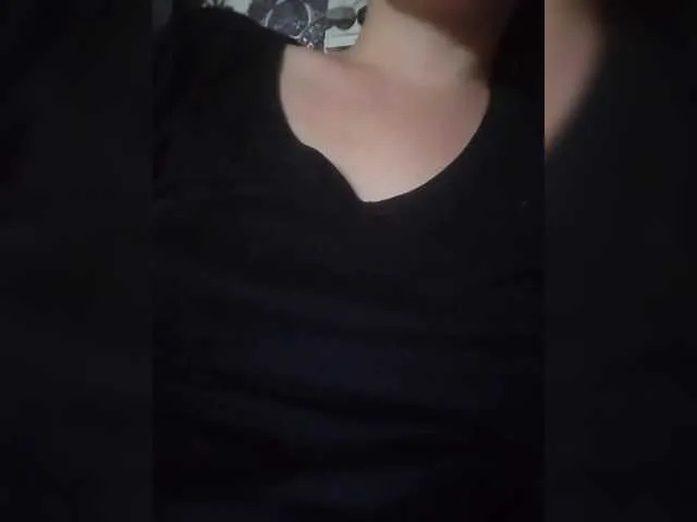 Live sex webcam photo for Elena19962 #291393636