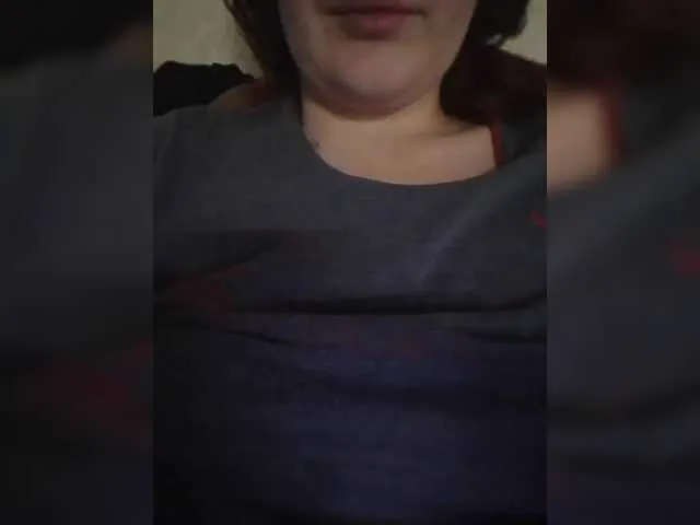 Live sex webcam photo for Elena19962 #292353303