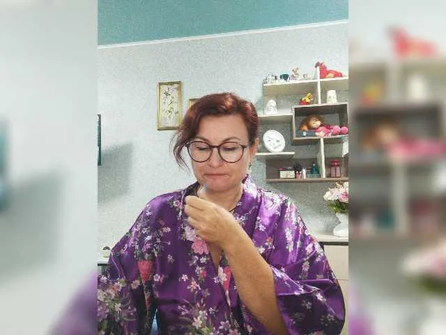 Live sex webcam photo for ElenaDroseraa #275627599