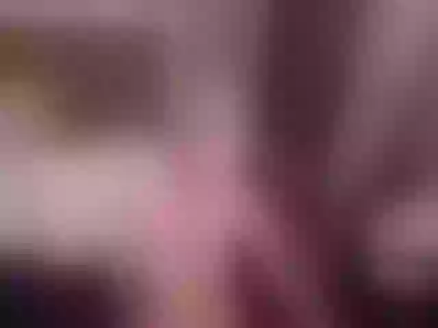 Live sex webcam photo for ElenaJuarez #290272221