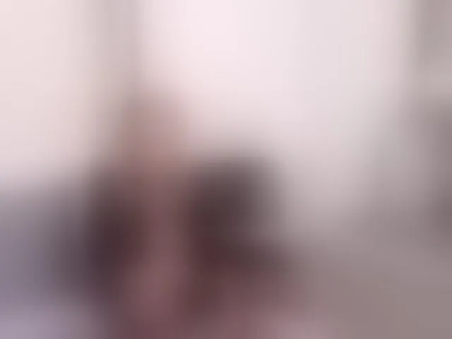 Live sex webcam photo for ElenaJuarez #290884465