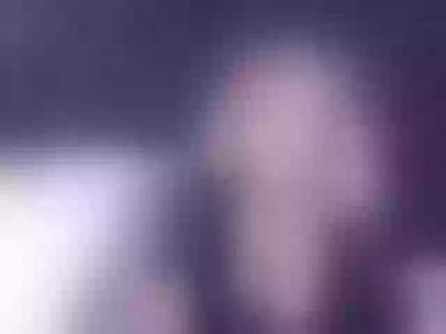 Live sex webcam photo for ElenaJuarez #292283111