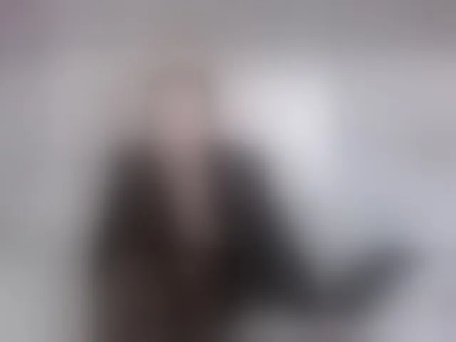 Live sex webcam photo for ElenaJuarez #292701119