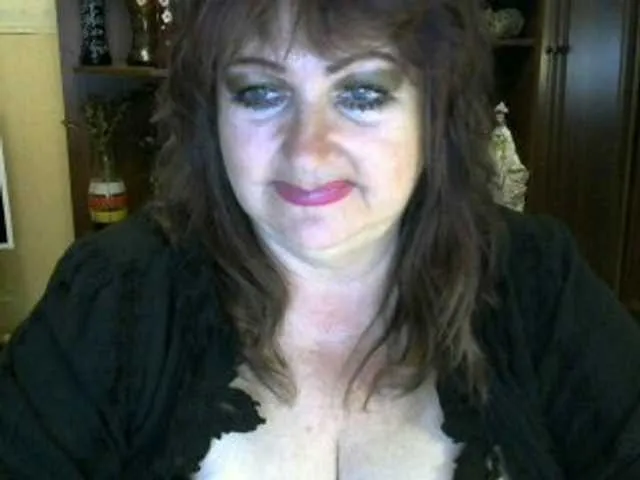 Live sex webcam photo for ElenaZed #287985104