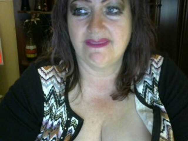 Live sex webcam photo for ElenaZed #287985110