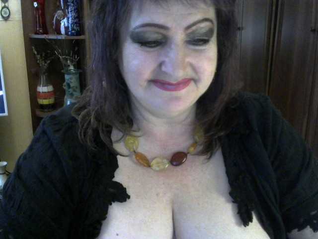 Live sex webcam photo for ElenaZed #287985118