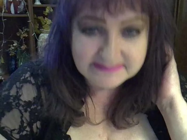 Live sex webcam photo for ElenaZed #290376585