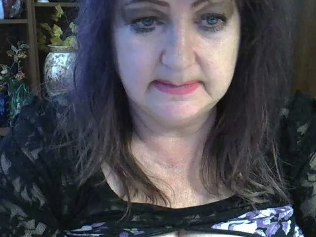 Live sex webcam photo for ElenaZed #290414725