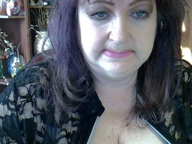 Live sex webcam photo for ElenaZed #290465490