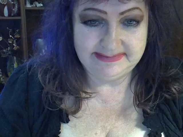 Live sex webcam photo for ElenaZed #290529278