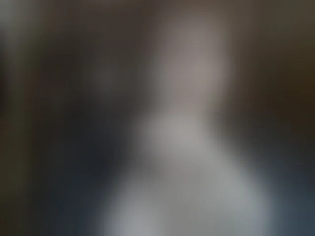 Live sex webcam photo for ElenaZed #294094890
