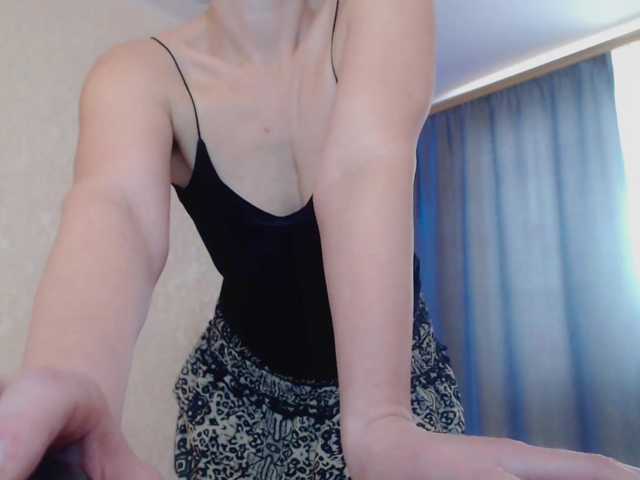 Live sex webcam photo for Elenaza1001 #272498703