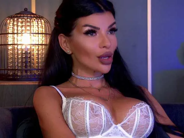 Live sex webcam photo for EleniaDevons #291391716
