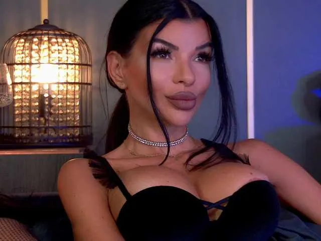 Live sex webcam photo for EleniaDevons #291595380