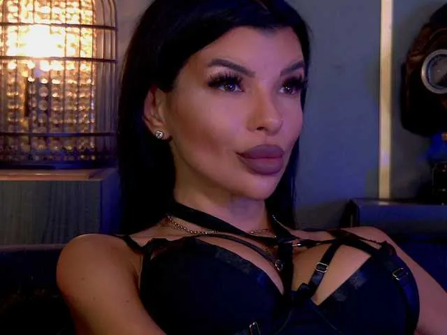 Live sex webcam photo for EleniaDevons #291797854