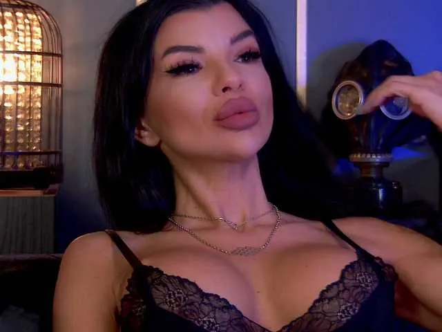 Live sex webcam photo for EleniaDevons #292074451
