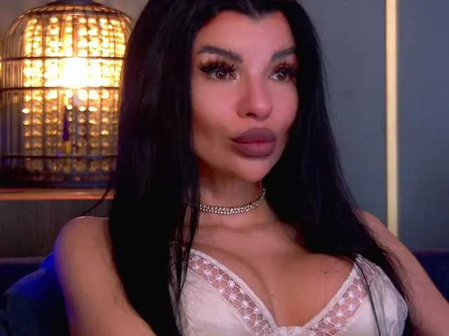 Live sex webcam photo for EleniaDevons #292704110