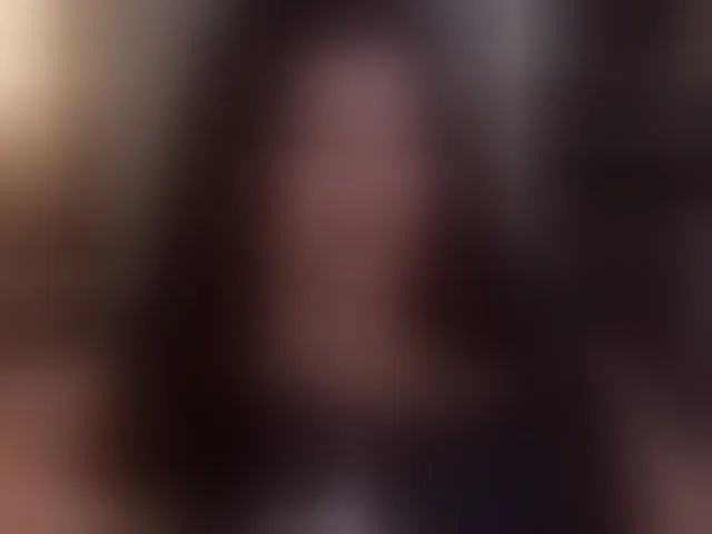 Live sex webcam photo for EleniaDevons #293770772