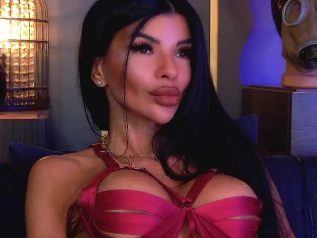 Live sex webcam photo for EleniaDevons #293979407