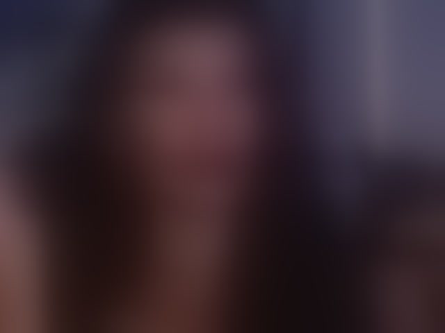 Live sex webcam photo for EleniaDevons #294030754