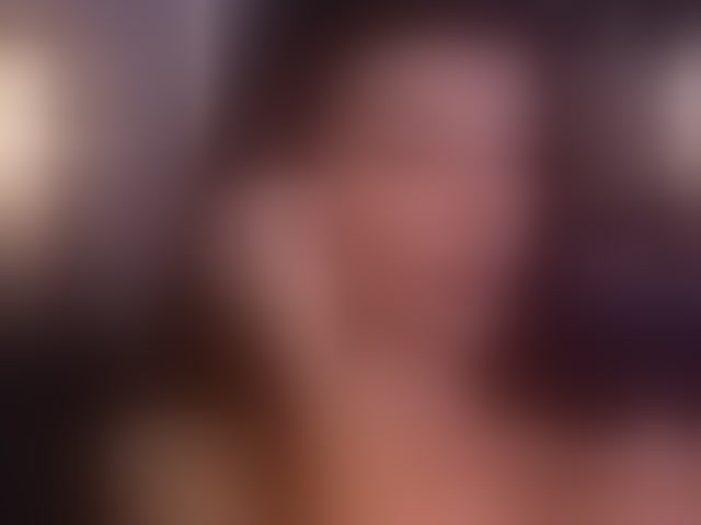 Live sex webcam photo for EleniaDevons #294298996