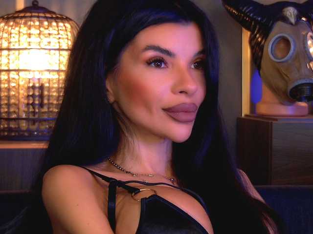 Live sex webcam photo for EleniaDevons #294368181