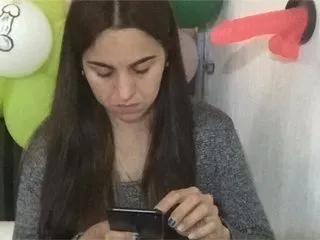 Live sex webcam photo for Eleonor30 #179896465