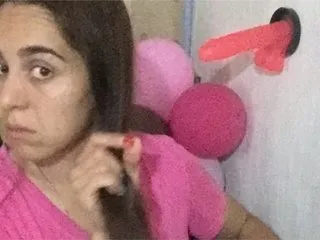 Live sex webcam photo for Eleonor30 #181407719