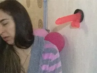 Live sex webcam photo for Eleonor30 #181657524