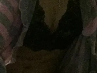 Live sex webcam photo for Eleonor30 #181986419