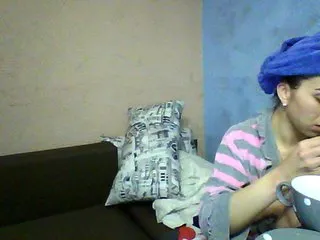 Live sex webcam photo for Eleonor30 #230599727