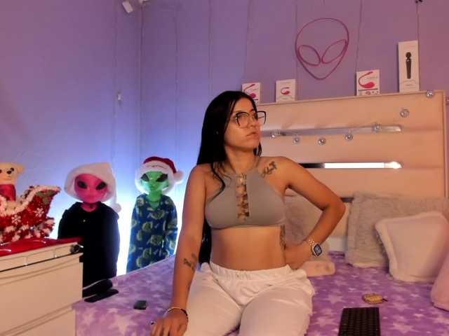 Live sex webcam photo for EliJass #276813380