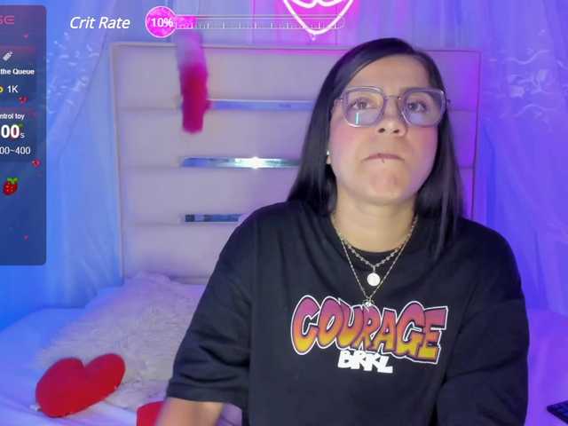 Live sex webcam photo for EliJass #277833710