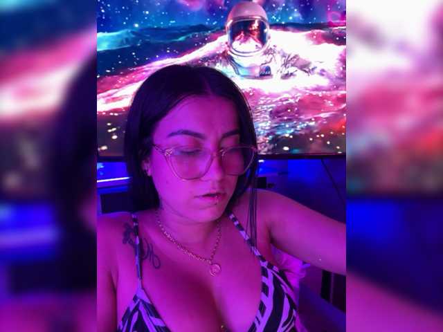 Live sex webcam photo for EliJass #277982631