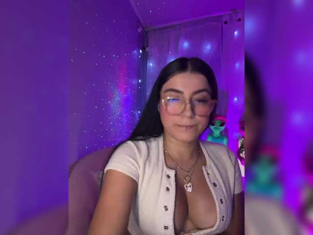 Live sex webcam photo for EliJass #284544719