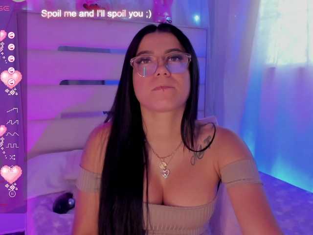 Live sex webcam photo for EliJass #288090479