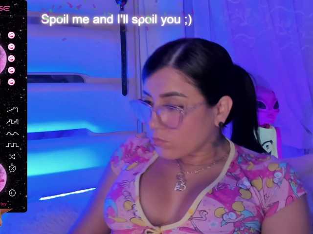 Live sex webcam photo for EliJass #288404669