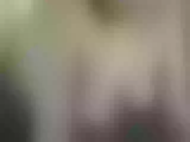 Live sex webcam photo for EliaRose #292083225