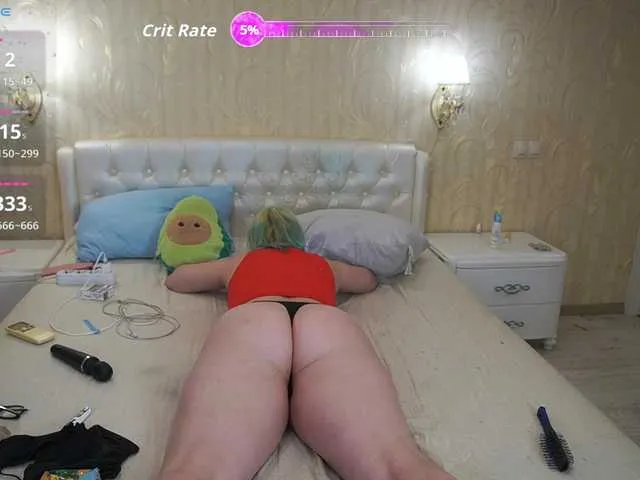 Live sex webcam photo for EliaRose #293781937