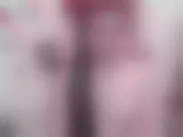 Live sex webcam photo for ElianaKin #272430704