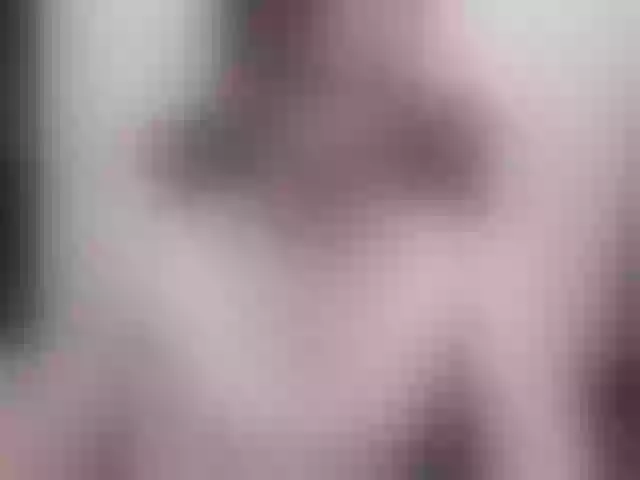 Live sex webcam photo for ElianaKin #272546001