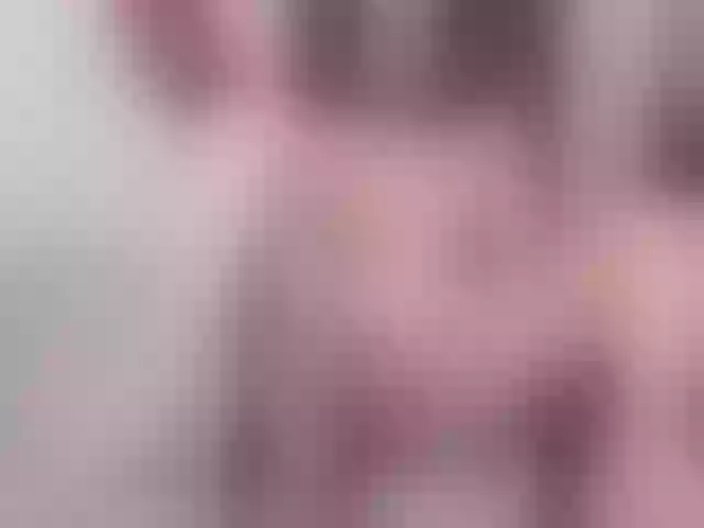 Live sex webcam photo for ElianaKin #272601824