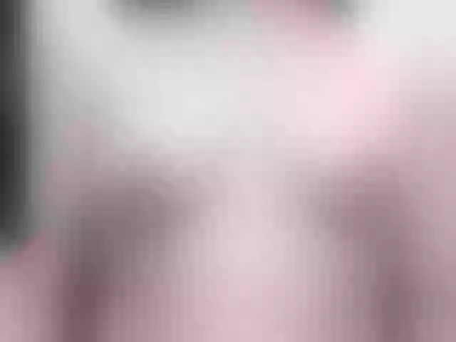 Live sex webcam photo for ElianaKin #272713177